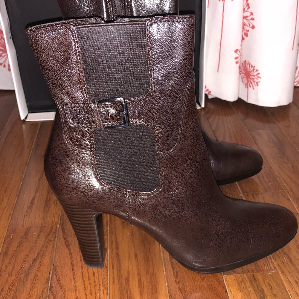 Alfani Brown boots